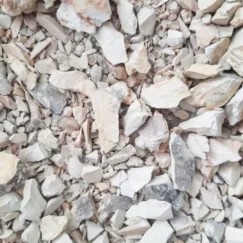 MIETTES ET POUDRE Argile comestible/ Craie de calaba / Miettes de kaolin africain/ Kalaba/ Argile/ Kaolin/ Lokpo - D'Abidjan (Côte d'ivoire)