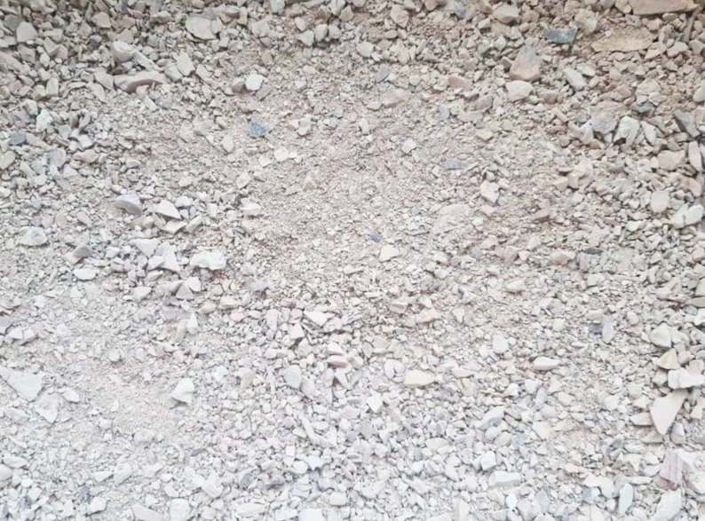 MIETTES ET POUDRE Argile comestible/ Craie de calaba / Miettes de kaolin africain/ Kalaba/ Argile/ Kaolin/ Lokpo - D'Abidjan (Côte d'ivoire) – Image 2